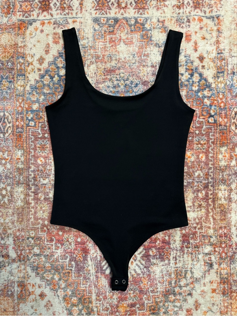 Express Body Contour Black Scoop Neck Bodysuit Medium